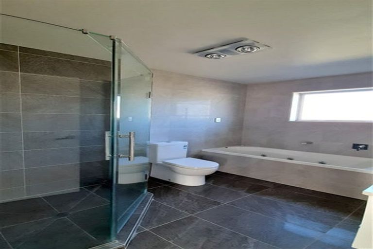 Photo of property in 13 Cahir Place, Flat Bush, Auckland, 2019