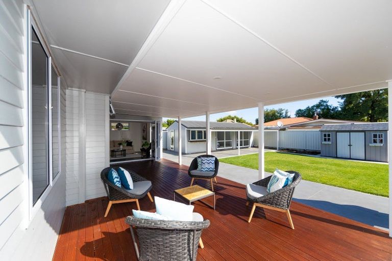 Photo of property in 39 Lipscombe Crescent, Havelock North, 4130
