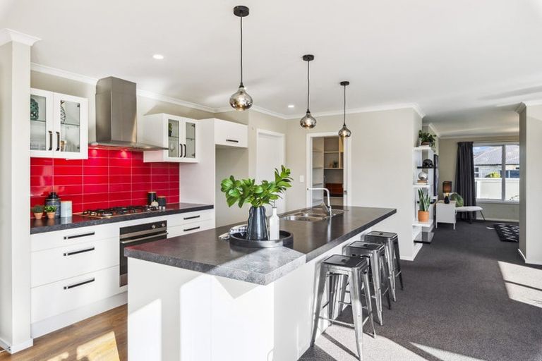 Photo of property in 1a Trusham Court, Paraparaumu, 5032