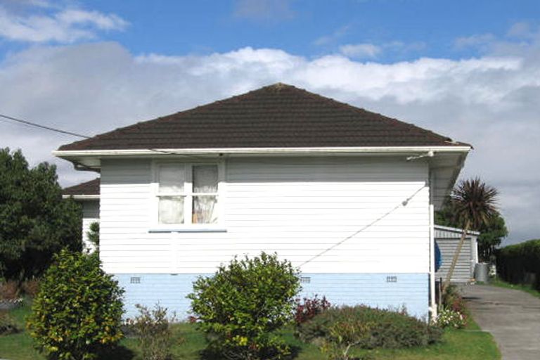 Photo of property in 46 Barrys Road, Glendene, Auckland, 0602