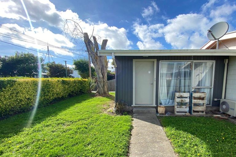 Photo of property in 1/206 Hastings Street East, Waltham, Christchurch, 8023