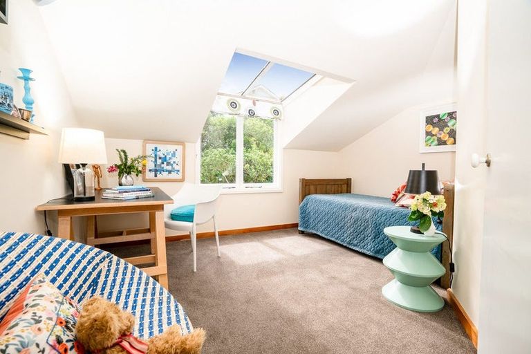 Photo of property in 34 Simla Crescent, Khandallah, Wellington, 6035