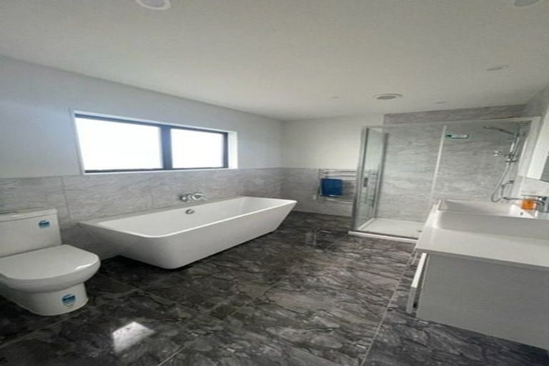 Photo of property in 22 Vincent Street, Howick, Auckland, 2014