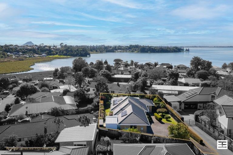 Photo of property in 3 Ridgemount Terrace, Welcome Bay, Tauranga, 3112