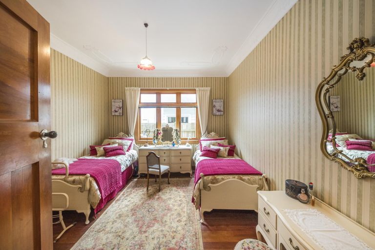 Photo of property in 155a Russell Street, Palmerston North, 4414