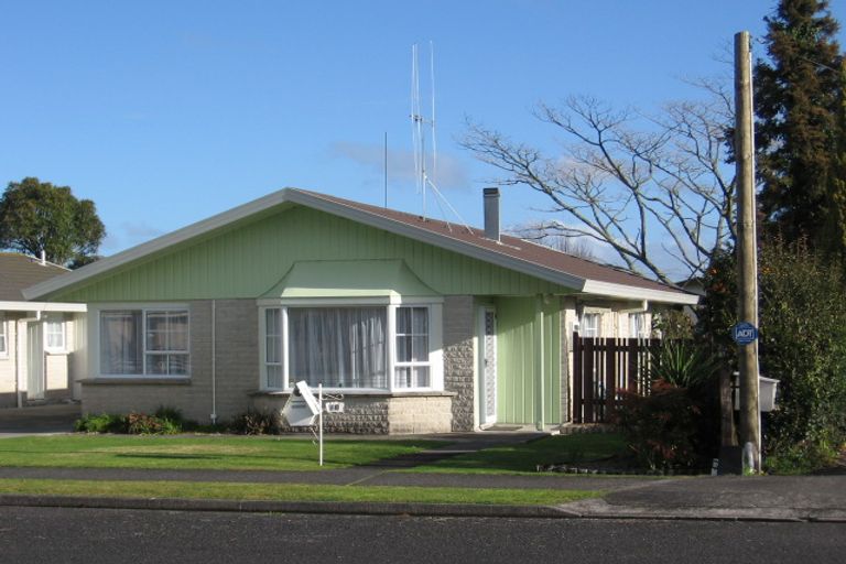 Photo of property in 28 Brocas Avenue, Hillcrest, Hamilton, 3216