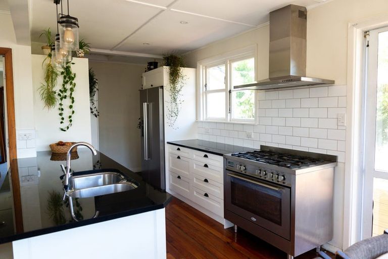 Photo of property in 9 Bellbrook Crescent, Shirley, Christchurch, 8013