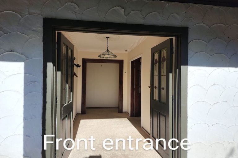 Photo of property in 30 Crest Road, Akatarawa, Upper Hutt, 5372