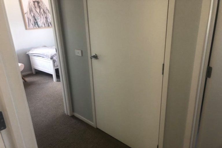 Photo of property in 2 Tuhua Lane, Brown Owl, Upper Hutt, 5018