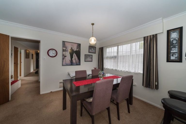Photo of property in 10 Akaroa Avenue, Awapuni, Palmerston North, 4412