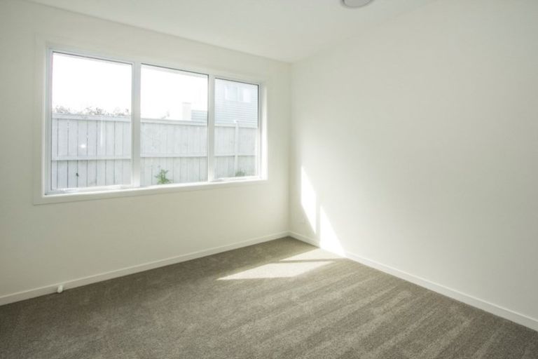 Photo of property in 16 Milano Boulevard, Karaka, Papakura, 2113