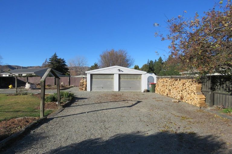 Photo of property in 63 Ferguson Street, Kurow, 9435