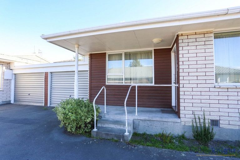 Photo of property in 1/23 Maxwell Street, Riccarton, Christchurch, 8041