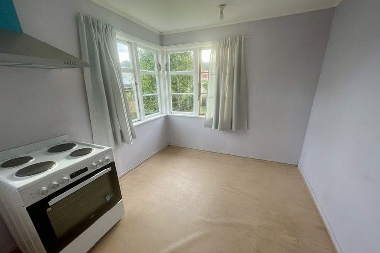 Photo of property in 21 Hunter Street, Taita, Lower Hutt, 5011