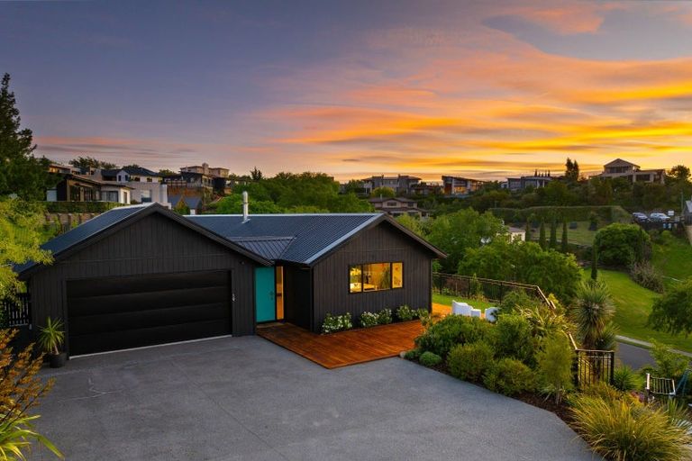 Photo of property in 19 Golf View Close, Fairhall, 7272