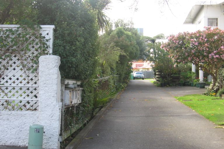 Photo of property in 49b Laings Road, Hutt Central, Lower Hutt, 5010