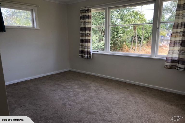 Photo of property in 41 Garelja Road, Henderson, Auckland, 0612