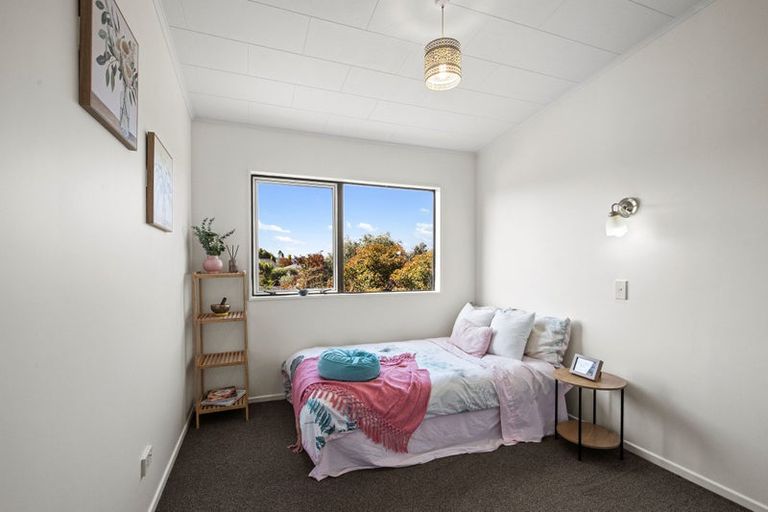 Photo of property in 6a Hurst Place, Parklands, Christchurch, 8083