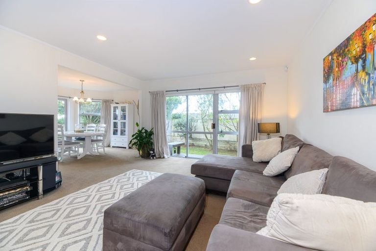 Photo of property in 2/27 Leicester Parade, Somerville, Auckland, 2014