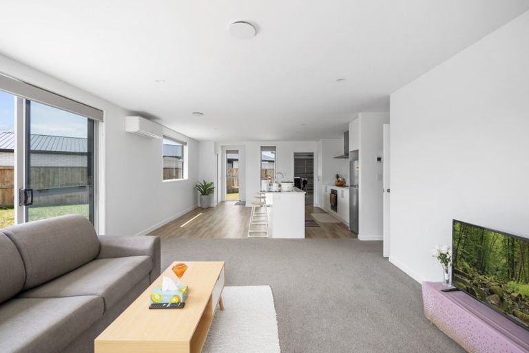 Photo of property in 14 Papaka Lane, Poike, Tauranga, 3112