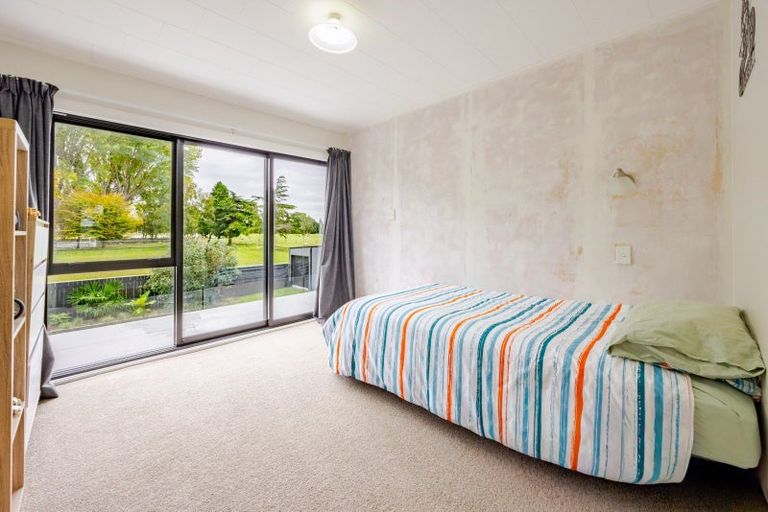 Photo of property in 19 Francis Drake Street, Waipukurau, 4200