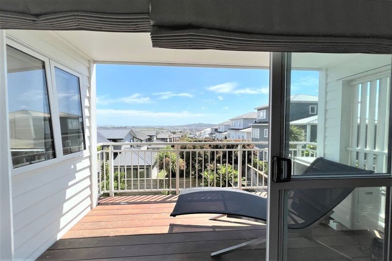 Photo of property in 98 Arrowsmith Drive, Flat Bush, Auckland, 2019