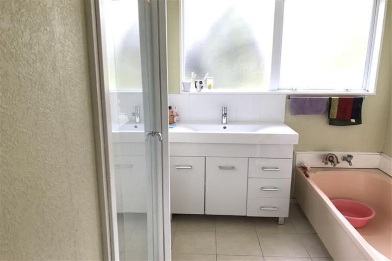 Photo of property in 11 Belinda Avenue, Flat Bush, Auckland, 2023