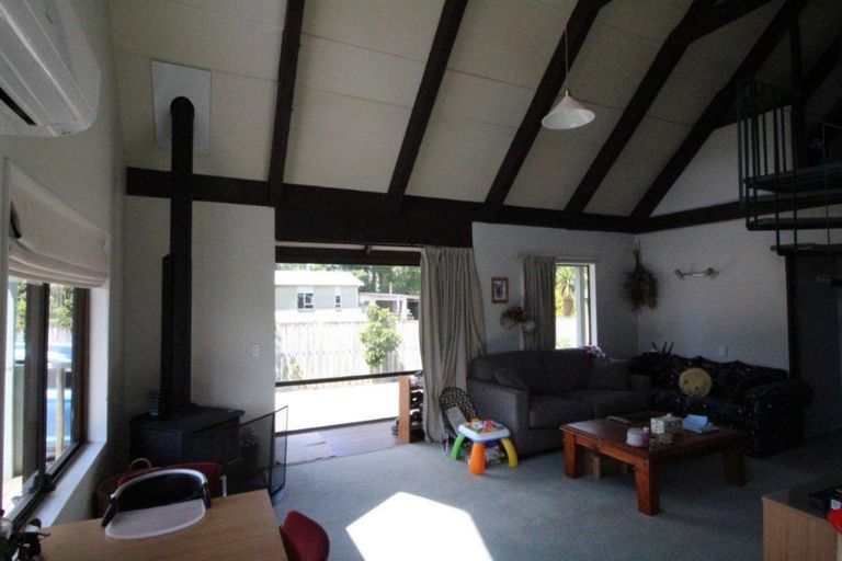 Photo of property in 30 Helena Street, Lumsden, 9730