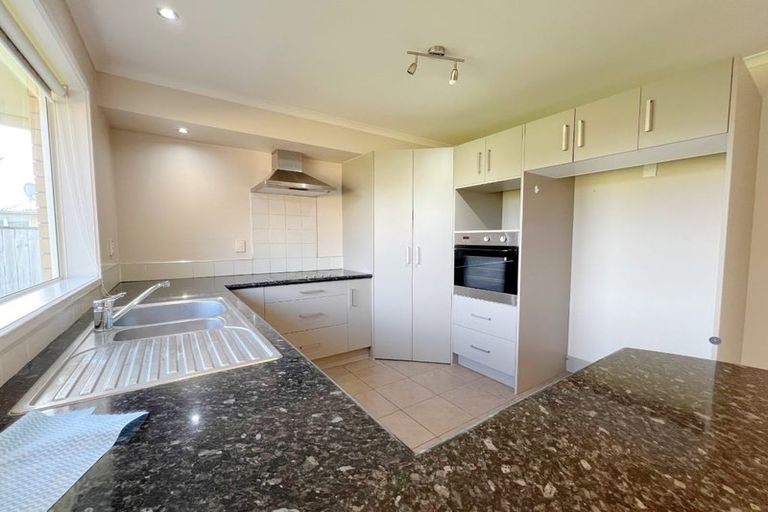 Photo of property in 10 Madison Street, Cambridge, 3434