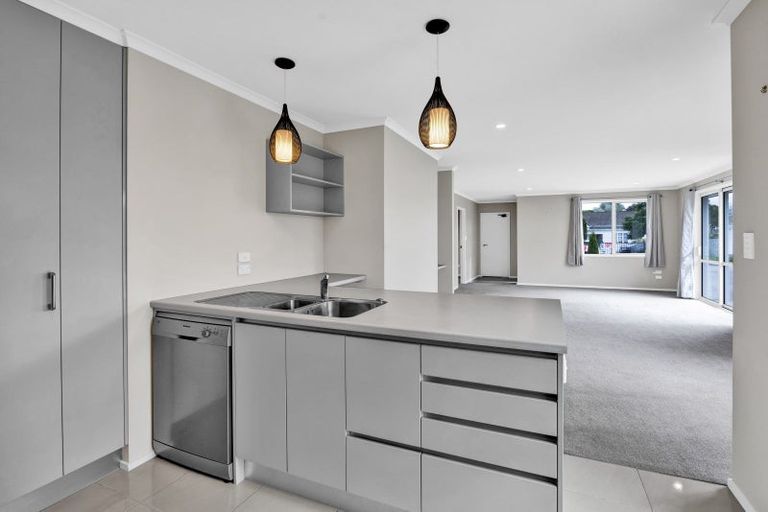 Photo of property in 6 Wills Road, Bell Block, New Plymouth, 4312