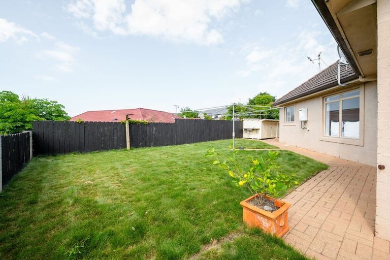 Photo of property in 122 Rototuna Road, Rototuna, Hamilton, 3210