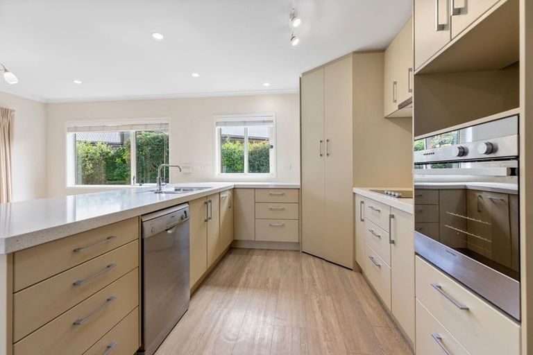 Photo of property in 7 Delta Close, Pyes Pa, Tauranga, 3112