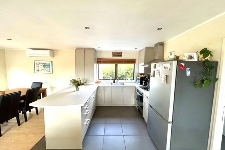 Photo of property in 2b Hammond Avenue, Hatfields Beach, Orewa, 0931