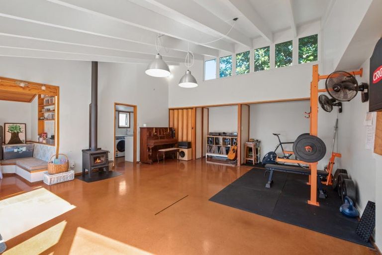 Photo of property in 40 Youngs Road, Papakura, 2110