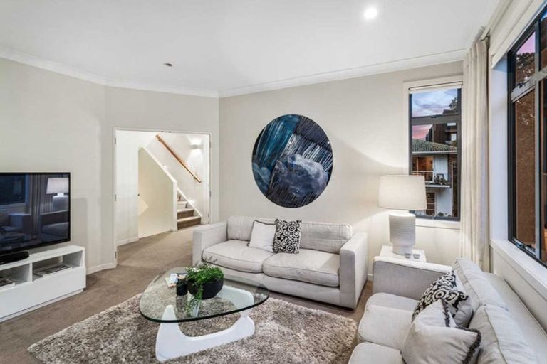 Photo of property in 1a Whitby Crescent, Mairangi Bay, Auckland, 0630