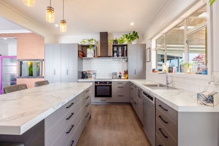 Photo of property in 38 Racecourse Road, Waipukurau, 4200