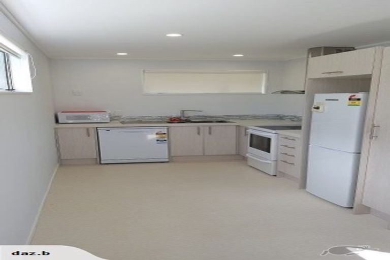 Photo of property in 5 Brydon Way, Paparangi, Wellington, 6037