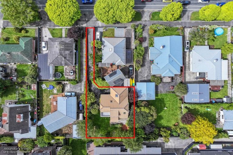 Photo of property in 4 Sutherland Avenue, Silverstream, Upper Hutt, 5019