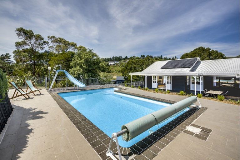 Photo of property in 67 Te Mata Peak Road, Havelock North, 4130