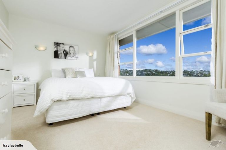 Photo of property in 1/2 Seaview Road, Milford, Auckland, 0620