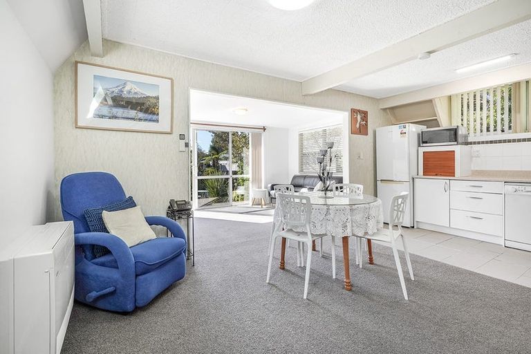 Photo of property in 64 Hazelwood Avenue, Dinsdale, Hamilton, 3204