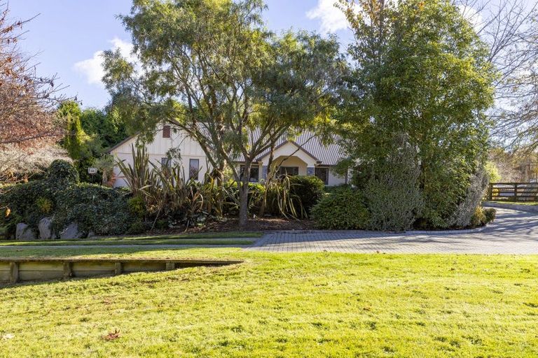 Photo of property in 214 Mapara Road, Acacia Bay, Taupo, 3385