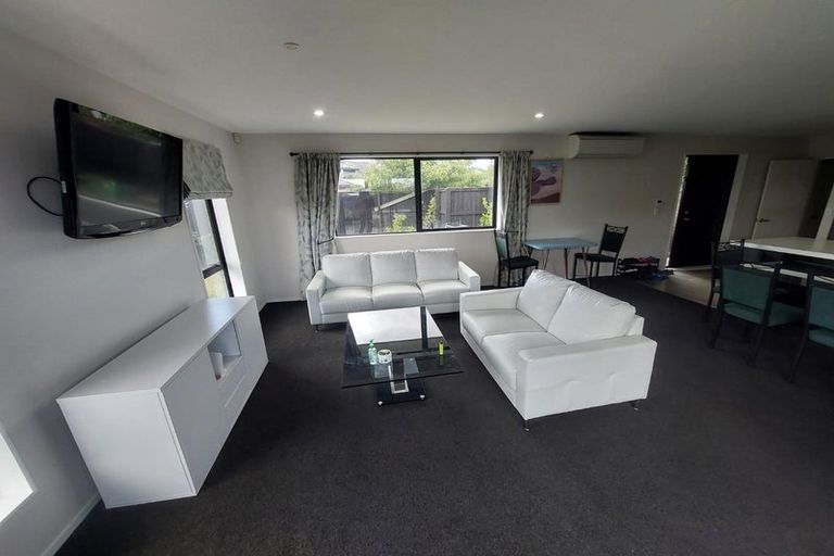 Photo of property in 3 Bargrove Close, Halswell, Christchurch, 8025