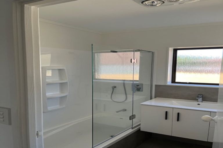 Photo of property in 3/8 Pukeko Place, Papatoetoe, Auckland, 2025