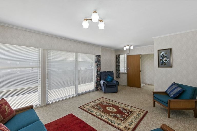 Photo of property in 19 Collingwood Street, Waterloo, Lower Hutt, 5011