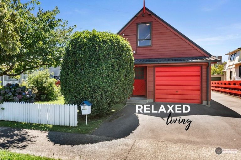 Photo of property in 37 Copeland Street, Hutt Central, Lower Hutt, 5011