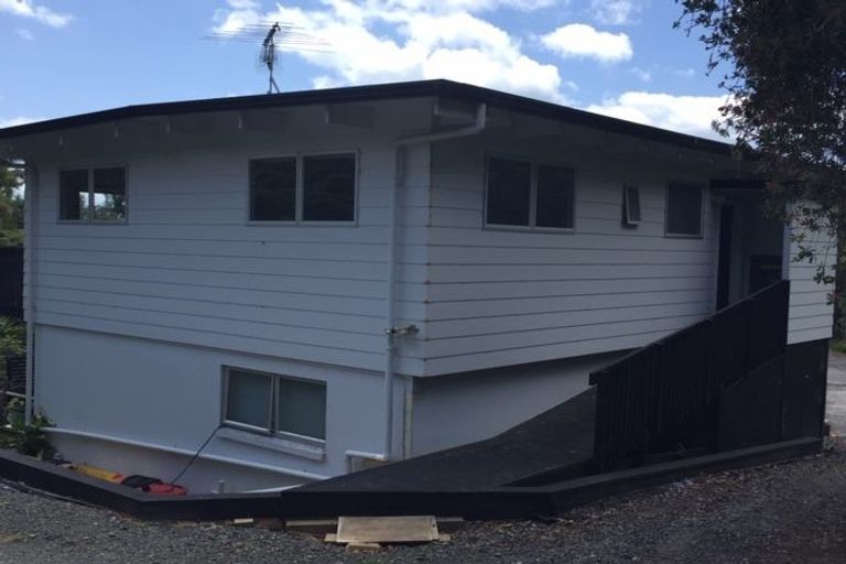 Photo of property in 22 Glenelg Road, Red Beach, 0932