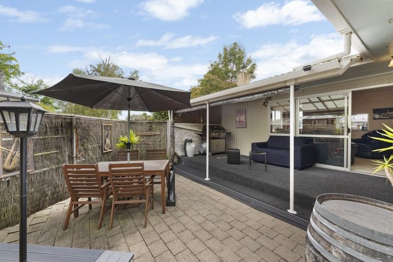 Photo of property in 15 Rennie Avenue, Milson, Palmerston North, 4414