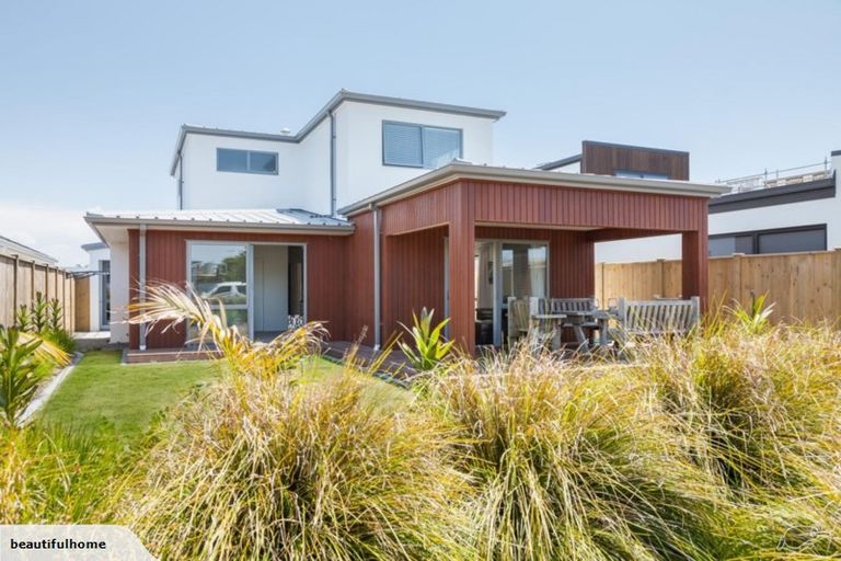 Photo of property in 10 Tuangi Way, Papamoa Beach, Papamoa, 3118