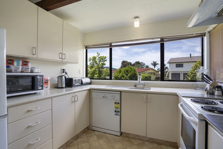 Photo of property in 128 Durrant Drive, Whangamata, 3620
